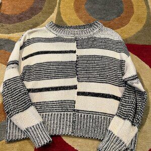 Storia Multi Strip Textured Crewneck Sweater Black and White Junior’s Large